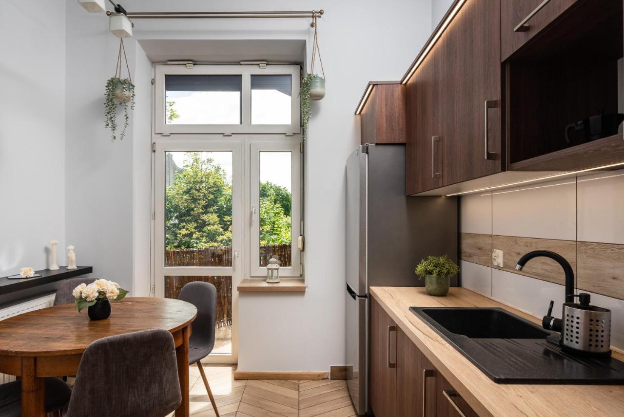 Classy Old Town Apartment - By Upstairs Krakau Buitenkant foto